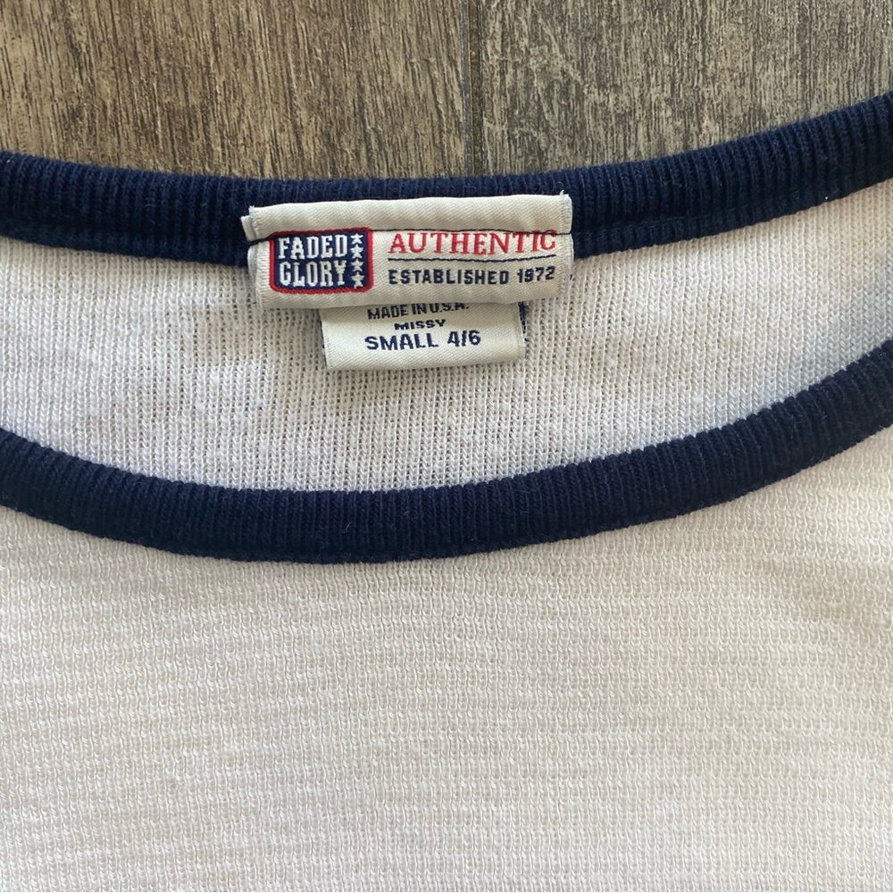 y2k vintage americana USA lightweight knit flag top white, navy, & red - Picture 5 of 7